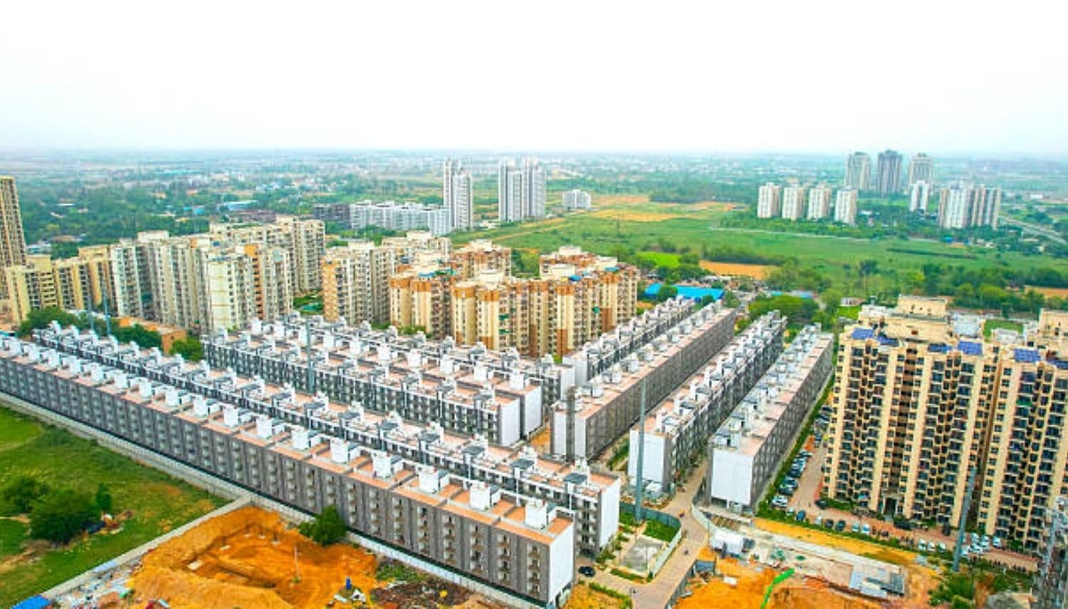Top 10 Affordable Flats & Housing Societies in Gurgaon